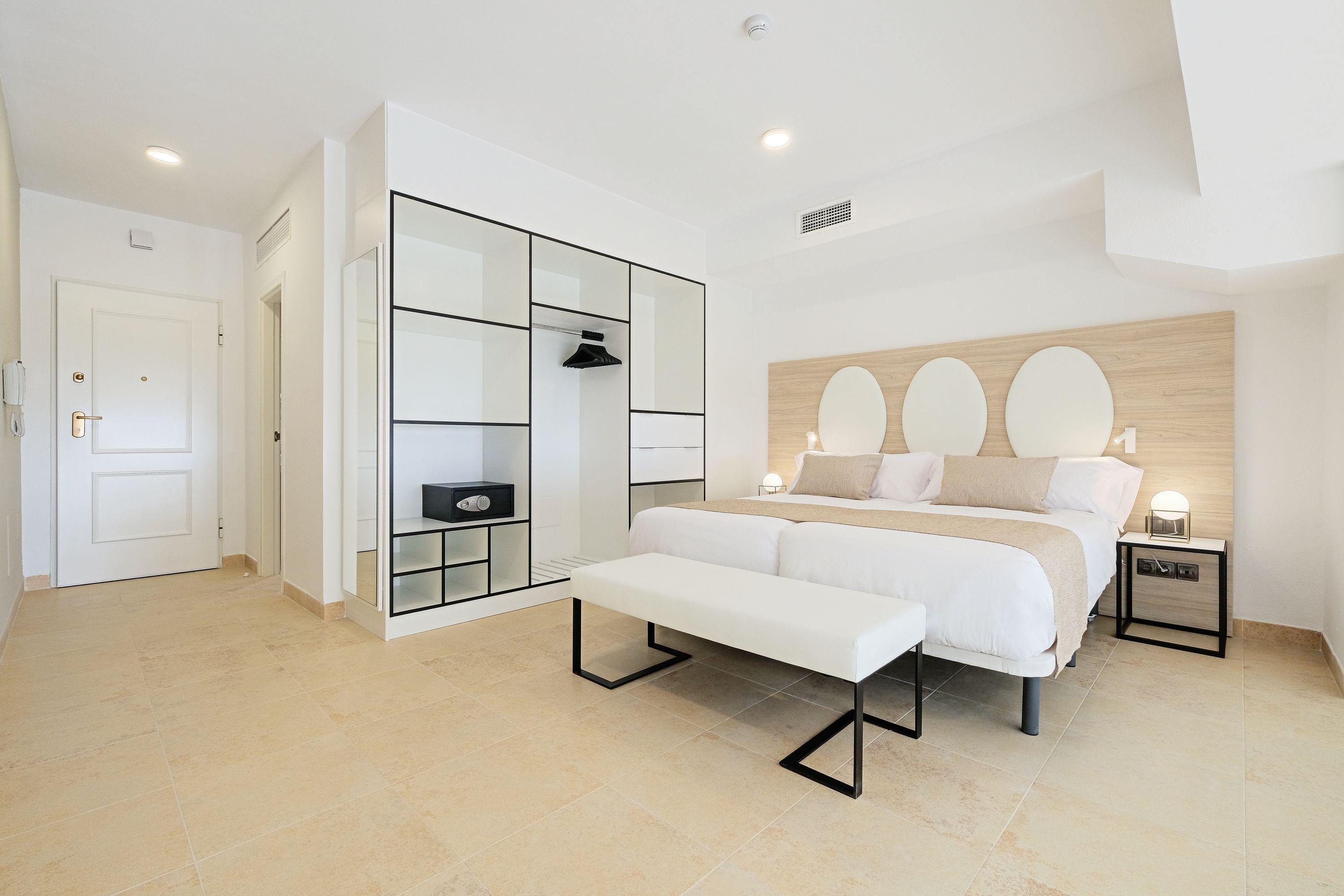 Hotel Envia Almeria Spa & Golf アグアドゥルセ エクステリア 写真 A bedroom at the hotel