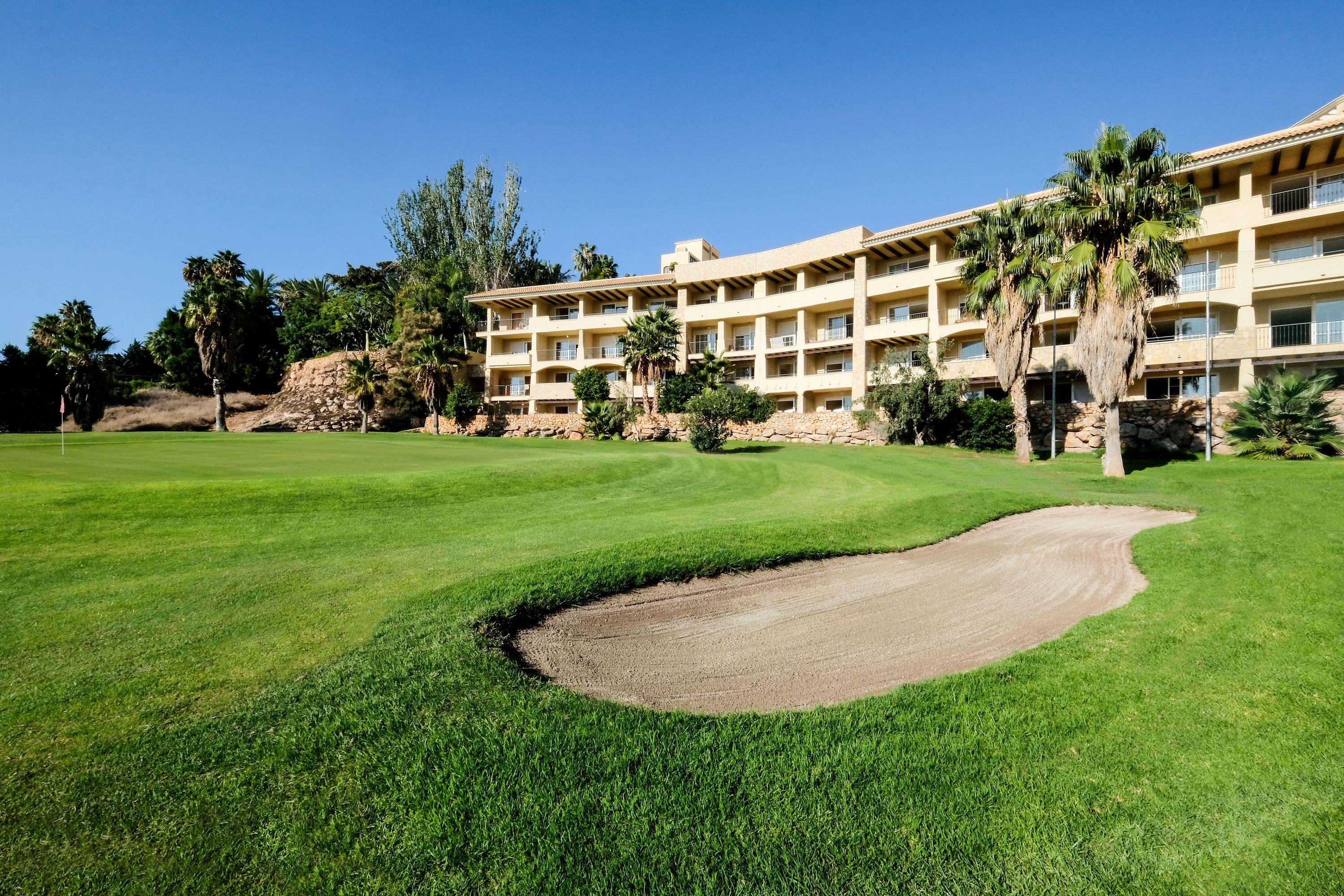 Hotel Envia Almeria Spa & Golf アグアドゥルセ エクステリア 写真 Golf course at the resort